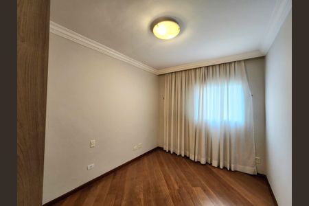 Apartamento à venda com 190m², 3 quartos e 3 vagas Apartamento à venda com 190m², 3 quartos e 3 vagasQuarto 1