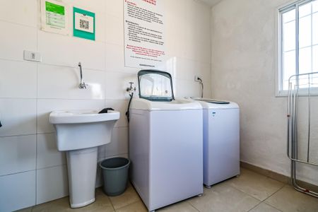 Área comum - Lavanderia de kitnet/studio para alugar com 1 quarto, 25m² em Jardim Peri Peri, São Paulo