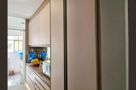 Apartamento à venda com 63m², 2 quartos e 1 vagaCozinha 