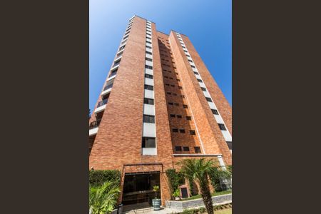 Apartamento à venda com 116m², 2 quartos e 2 vagasFachada