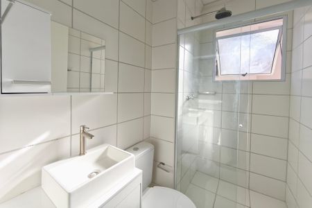 Apartamento à venda com 44m², 2 quartos e 1 vaga Apartamento à venda com 44m², 2 quartos e 1 vagaBanheiro