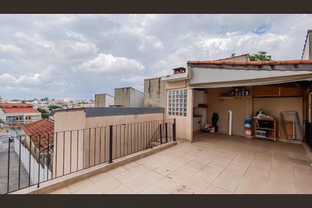 Casa para alugar com 175m², 4 quartos e 6 vagas Casa para alugar com 175m², 4 quartos e 6 vagasÁrea de Serviço