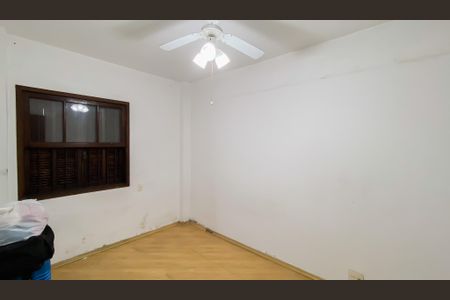 Casa para alugar com 175m², 4 quartos e 6 vagas Casa para alugar com 175m², 4 quartos e 6 vagasQuarto 1