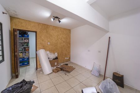 Sala/Cozinha de casa para alugar com 1 quarto, 175m² em Vila Ré, São Paulo