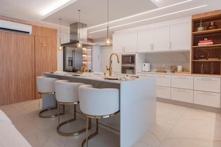 Cozinha de apartamento à venda com 4 quartos, 160m² em Vila Dom Pedro I, São Paulo