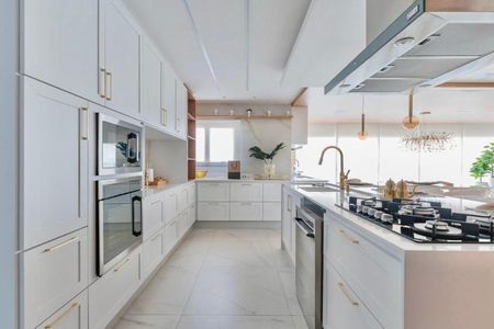 Cozinha de apartamento à venda com 4 quartos, 160m² em Vila Dom Pedro I, São Paulo
