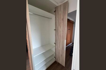 Quarto 2 - Armários de apartamento para alugar com 2 quartos, 43m² em Vila Gumercindo, São Paulo