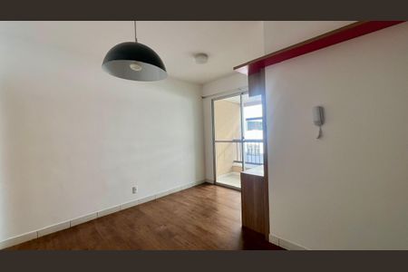 Sala de apartamento para alugar com 2 quartos, 50m² em Horto Florestal, Belo Horizonte