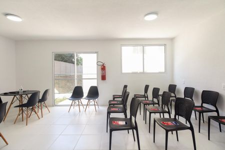 Apartamento à venda com 43m², 2 quartos e sem vaga Apartamento à venda com 43m², 2 quartos e sem vagaCondomínio - Salão de Festas