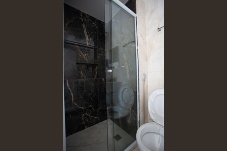 Apartamento à venda com 35m², 2 quartos e 1 vaga Apartamento à venda com 35m², 2 quartos e 1 vagaBanheiro