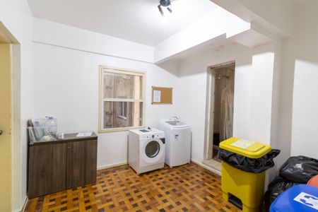 Apartamento à venda com 77m², 2 quartos e sem vaga Apartamento à venda com 77m², 2 quartos e sem vagaLavanderia