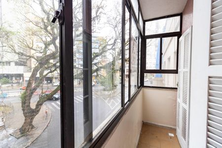 Apartamento à venda com 77m², 2 quartos e sem vaga Apartamento à venda com 77m², 2 quartos e sem vagaSacada