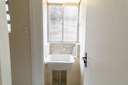 Apartamento à venda com 77m², 2 quartos e sem vaga Apartamento à venda com 77m², 2 quartos e sem vagaÁrea de Serviço