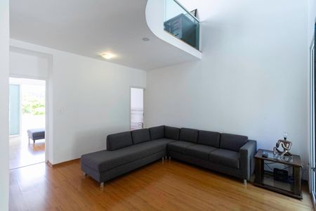 Casa de condomínio para alugar com 400m², 3 quartos e 4 vagas Casa de condomínio para alugar com 400m², 3 quartos e 4 vagasSala 2