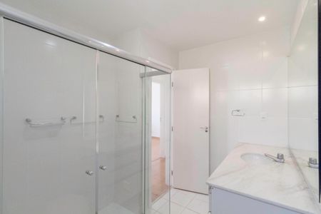 Casa de condomínio para alugar com 400m², 3 quartos e 4 vagas Casa de condomínio para alugar com 400m², 3 quartos e 4 vagasBanheiro social