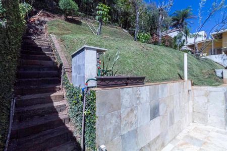 Casa de condomínio para alugar com 400m², 3 quartos e 4 vagas Casa de condomínio para alugar com 400m², 3 quartos e 4 vagasQuintal