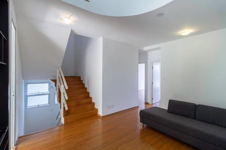 Casa de condomínio para alugar com 400m², 3 quartos e 4 vagas Casa de condomínio para alugar com 400m², 3 quartos e 4 vagasSala 2