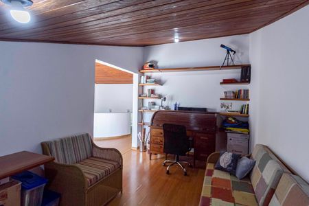 Casa de condomínio para alugar com 400m², 3 quartos e 4 vagas Casa de condomínio para alugar com 400m², 3 quartos e 4 vagasEscritório