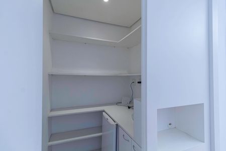 Casa de condomínio para alugar com 400m², 3 quartos e 4 vagas Casa de condomínio para alugar com 400m², 3 quartos e 4 vagasSala 1