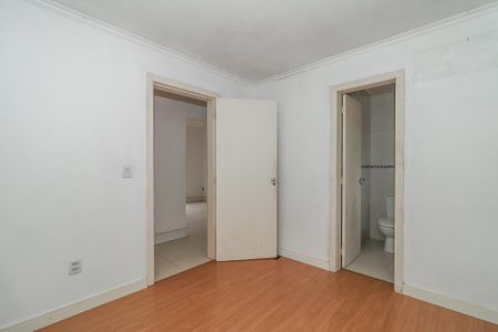 Casa à venda com 150m², 3 quartos e 4 vagas Suíte 2