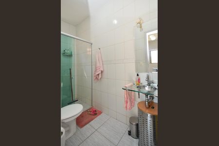 Apartamento à venda com 110m², 2 quartos e 1 vaga Apartamento à venda com 110m², 2 quartos e 1 vagaBanheiro suite 1