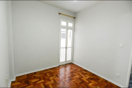 Apartamento à venda com 45m², 1 quarto e sem vaga Apartamento à venda com 45m², 1 quarto e sem vagaSala
