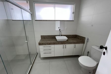 Casa à venda com 565m², 7 quartos e 3 vagasBanheiro da Suíte