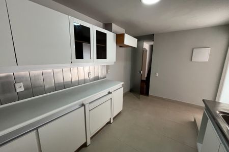 Casa à venda com 565m², 7 quartos e 3 vagasCozinha
