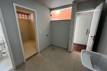 Casa à venda com 565m², 7 quartos e 3 vagasÁrea de Serviço