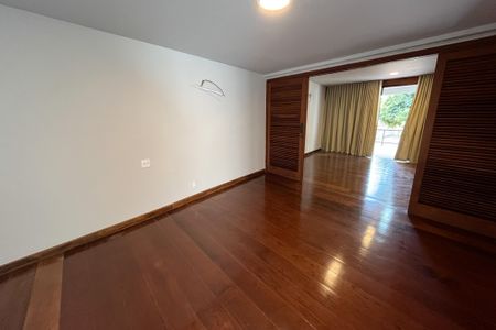 Casa à venda com 565m², 7 quartos e 3 vagasCopa