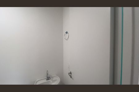 Apartamento para alugar com 33m², 2 quartos e sem vaga Apartamento para alugar com 33m², 2 quartos e sem vagaBanheiro