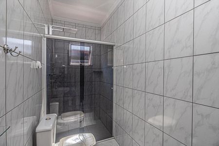 Casa à venda com 280m², 4 quartos e 2 vagas Casa à venda com 280m², 4 quartos e 2 vagasBanheiro 2