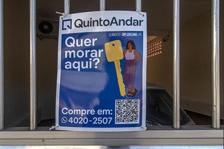 Casa à venda com 280m², 4 quartos e 2 vagas Casa à venda com 280m², 4 quartos e 2 vagasPlaca