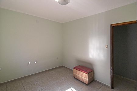 Casa à venda com 280m², 4 quartos e 2 vagas Casa à venda com 280m², 4 quartos e 2 vagasQuarto 2