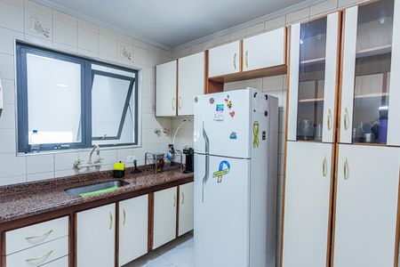Casa à venda com 300m², 3 quartos e 5 vagas Casa à venda com 300m², 3 quartos e 5 vagasCozinha