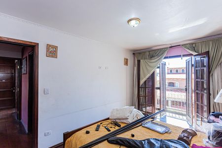 Casa à venda com 300m², 3 quartos e 5 vagas Casa à venda com 300m², 3 quartos e 5 vagasQuarto 2