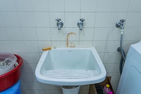 Casa à venda com 300m², 3 quartos e 5 vagas Casa à venda com 300m², 3 quartos e 5 vagasÁrea de Serviço