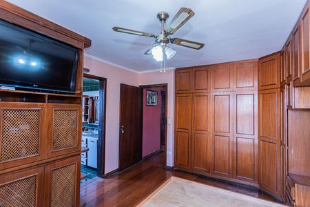 Casa à venda com 300m², 3 quartos e 5 vagas Casa à venda com 300m², 3 quartos e 5 vagasSuíte 3