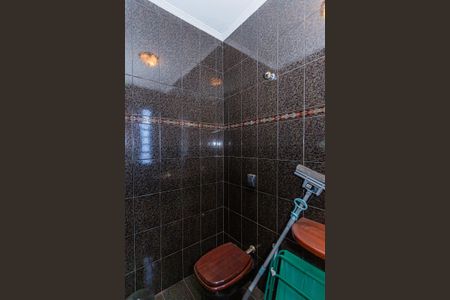 Casa à venda com 300m², 3 quartos e 5 vagas Casa à venda com 300m², 3 quartos e 5 vagasLavabo da Sala