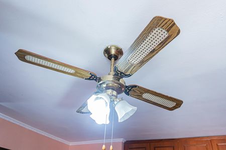 Casa à venda com 300m², 3 quartos e 5 vagas Casa à venda com 300m², 3 quartos e 5 vagasSuíte 3