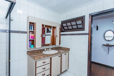 Casa à venda com 300m², 3 quartos e 5 vagas Casa à venda com 300m², 3 quartos e 5 vagasBanheiro Social