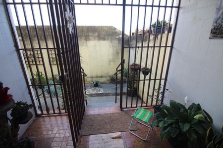 Casa para alugar com 360m², 2 quartos e 2 vagasQuintal