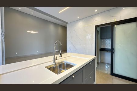 Casa de condomínio para alugar com 176m², 3 quartos e 4 vagasCozinha