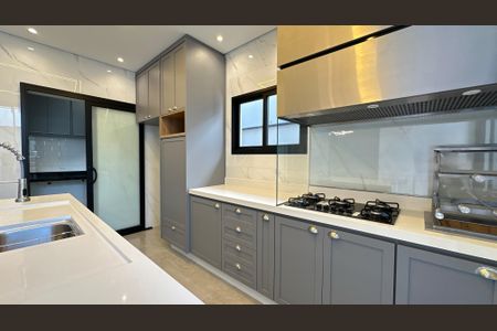 Casa de condomínio para alugar com 176m², 3 quartos e 4 vagasCozinha