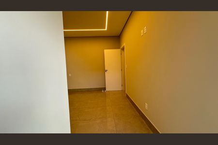 Casa de condomínio para alugar com 176m², 3 quartos e 4 vagasQuarto 