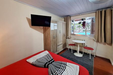 Casa para alugar com 25m², 1 quarto e sem vaga Casa para alugar com 25m², 1 quarto e sem vagaStudio