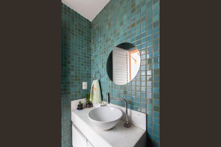 Apartamento à venda com 180m², 4 quartos e 2 vagas Apartamento à venda com 180m², 4 quartos e 2 vagasLavabo