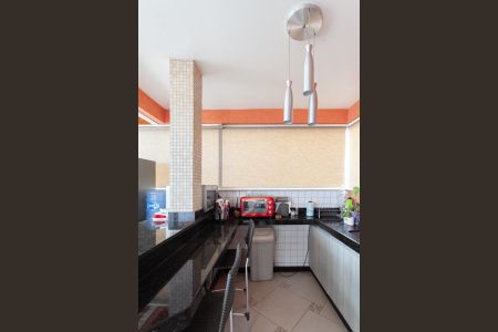 Apartamento à venda com 180m², 4 quartos e 2 vagas Apartamento à venda com 180m², 4 quartos e 2 vagasEspaço Gourmet