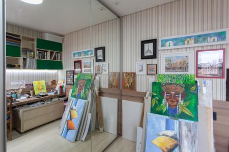 Apartamento à venda com 180m², 4 quartos e 2 vagas Apartamento à venda com 180m², 4 quartos e 2 vagasQuarto 2