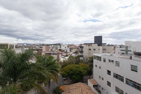 Apartamento à venda com 180m², 4 quartos e 2 vagas Apartamento à venda com 180m², 4 quartos e 2 vagasVista da Cobertura